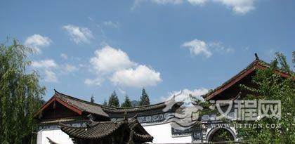 历史悠久的传统建筑，纳西族民居特点