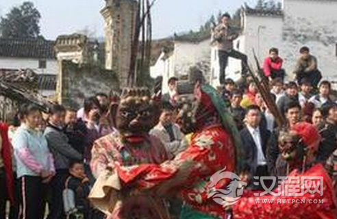 珞巴族信鬼不信神珞巴族纽布跳鬼的风俗