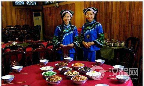 土家族风俗礼仪土家坐席的规矩是什么？