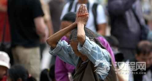 藏族风俗藏族人民的磕长头是什么样的礼节