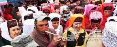 柯尔克孜族信仰柯尔克孜族有何宗教信仰