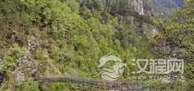 珞巴族建筑珞巴藤网桥是怎样一种建筑