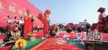 景颇族现代织锦与传统织锦有何区别