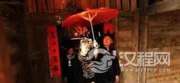 水族婚俗水族是怎样“提亲”和“迎亲”的