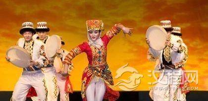 塔吉克族的民族历史塔吉克族的民族服饰