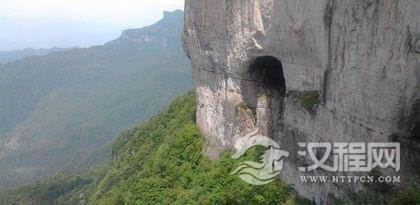 仡佬族的旅游景点有哪些？仡佬族的旅游地点