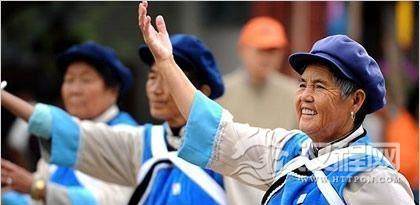 纳西族的民间艺术：打跳