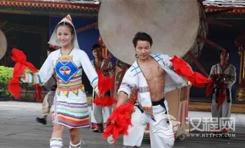 基诺族住什么房子基诺族人最喜欢住竹楼