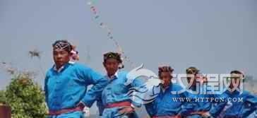 阿昌族人们在什么时候会跳“蹬窝罗”