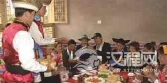 土族人日常与节日的饮食习俗有何区别