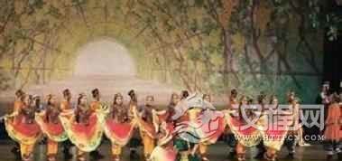 俄罗斯族舞蹈俄罗斯族舞蹈有何风情