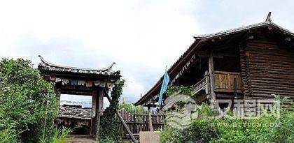 普米族民居有什么地域特征？普米族民居建筑简介