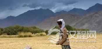 塔吉克族习俗：夜不闭户路不拾遗