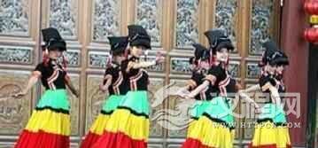 纳西族舞蹈共有几个分类？又都是啥样的