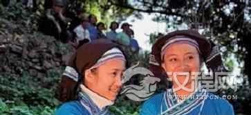 壮族服饰怎样通过服饰辨别族内人的地位等级