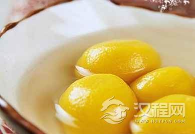 冬至吃汤圆南瓜白豆沙汤圆的做法