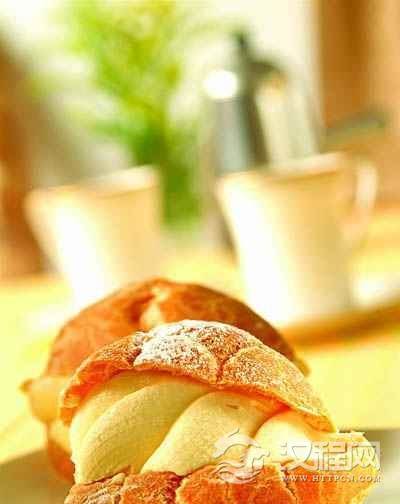 西餐礼仪：吃面包该怎么吃