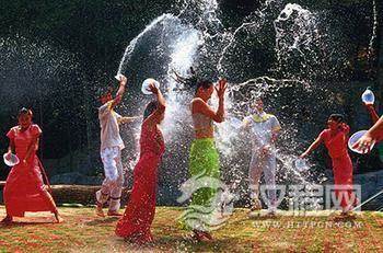 泼水节是哪个民族的节日