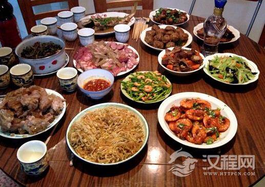 年夜饭的文化内涵风俗