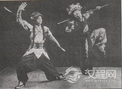 京剧《安天会》叶盛章饰孙悟空、高盛麟饰哪吒