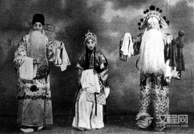 京剧《二进宫》谭富英饰杨波、张君秋饰李艳妃、王泉奎饰徐延昭