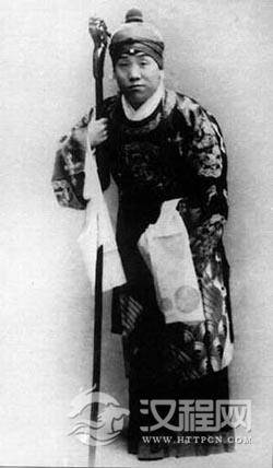 京剧《太君辞朝》李多奎饰佘太君