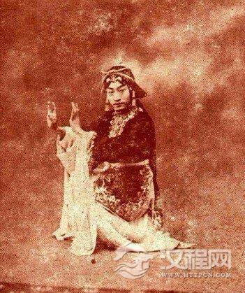 《武家坡》王芸芳饰王宝钏