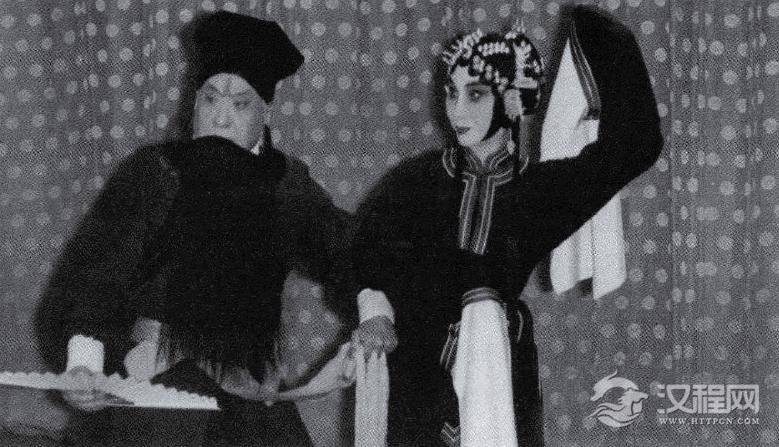 《四进士》马崇仁饰杨春、薛亚萍饰杨素贞