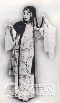 《宇宙锋》李世芳饰赵艳蓉