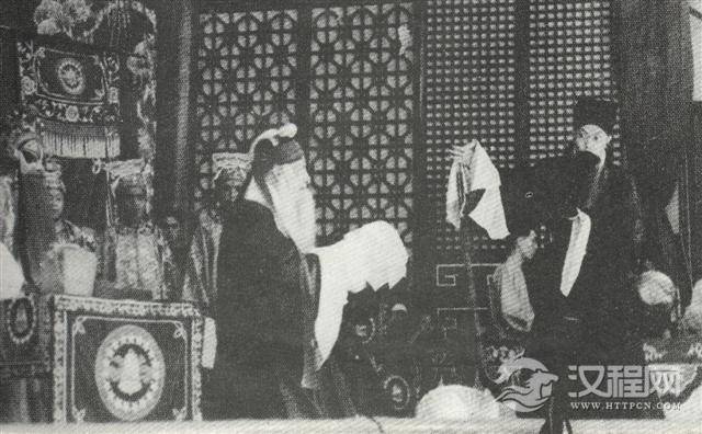 《搜孤救孤》