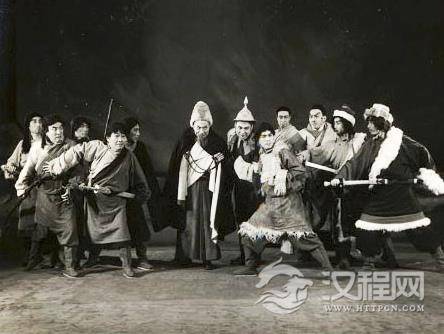 《春到喀隆湾》