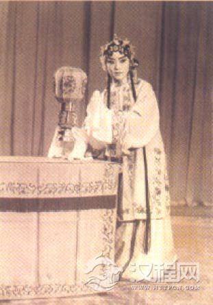 《孔雀东南飞》