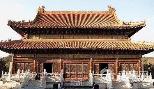 为什么说豪华的慈禧陵其地位不如慈安陵尊贵呢？