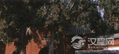 刘秀后人太有才了 把其陵墓造得像是仰卧的刘秀