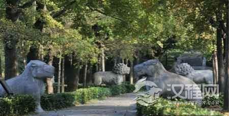 明孝陵建造历时长达32年 陵内植松10万株养鹿千头