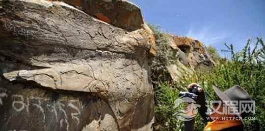 考古专家学者齐聚四川 探讨唐蕃古道遗存和保护