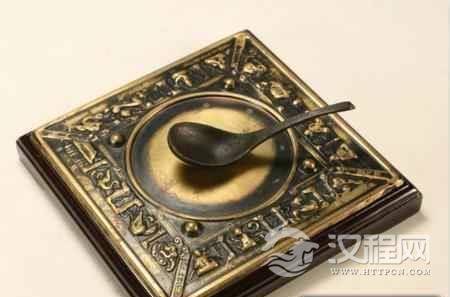 蒋介石抗战时为振奋军心 邀李约瑟提出“四大发明”