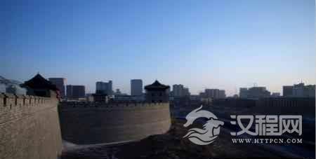 北魏王朝为什么会选择定都于雁门关外的平城？