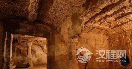考古发现：两千年前古墓发出奇怪香味