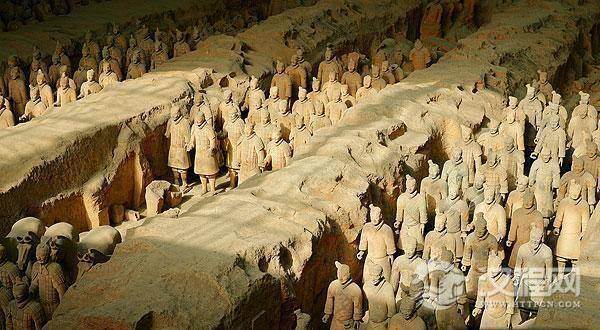 未解之谜：秦始皇陵墓中的千年女尸是谁?