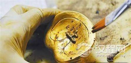 海昏侯墓发掘孔子屏风：推算孔子身高1.82米