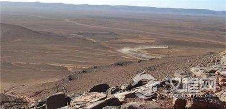 毒蛇守灵800年 扑朔迷离的成吉思汗陵墓