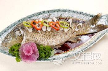 半鱼杀公主_这位公主因为父王夹了半条鱼给自己而自杀