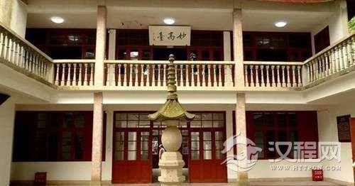 蒋介石老家自选墓地之谜 宋美龄蒋介石合葬有条件