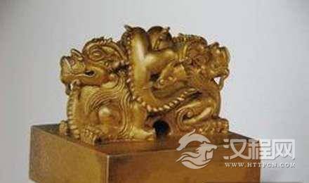 历史上皇帝们的玉玺只有一个吗？