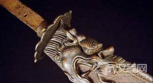 三国时期关羽张飞打仗到底用的什么兵器？