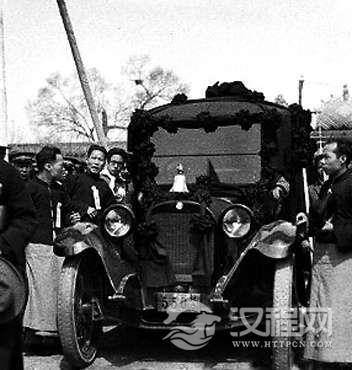 揭秘慈禧为何会怕电影：70大寿皇宫放电影曾爆炸