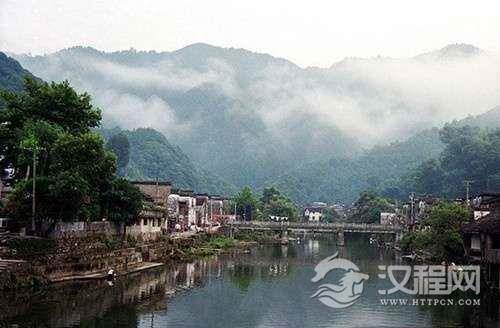 中国四大古镇是哪四个？
