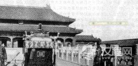 末代皇帝溥仪大婚罕见照：溥仪和婉容皇后的婚礼