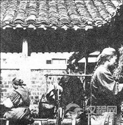 揭秘古代理发师如何为皇帝剃头：剃不好就要命